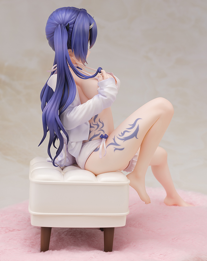 Ao-Oni Girl