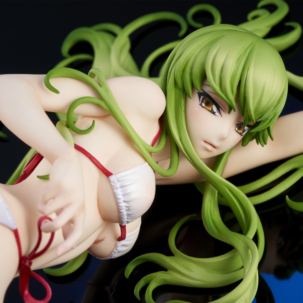 Code Geass: Lelouch of the Rebellion C.C. Swimsuit ver. Complete Figure