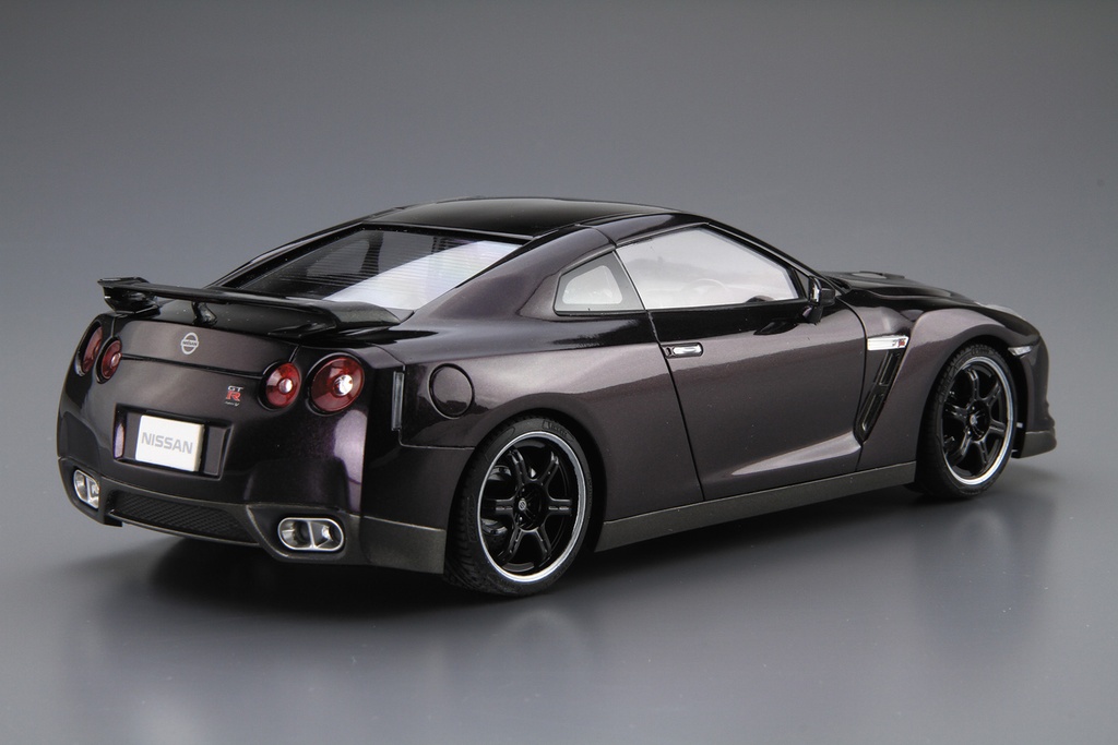 1/24 NISSAN R35 GT-R Spec-V '09