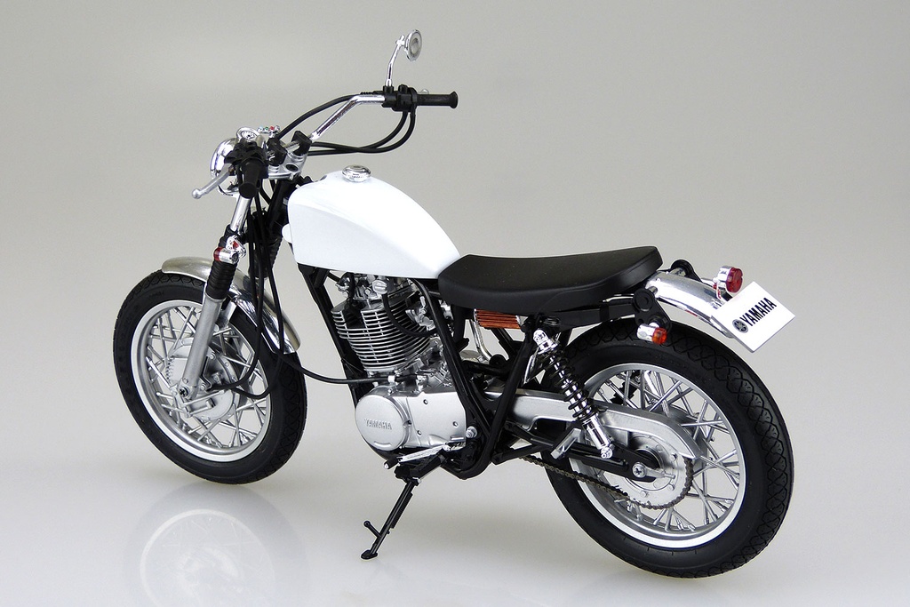 1/12 YAMAHA SR400S with custom parts