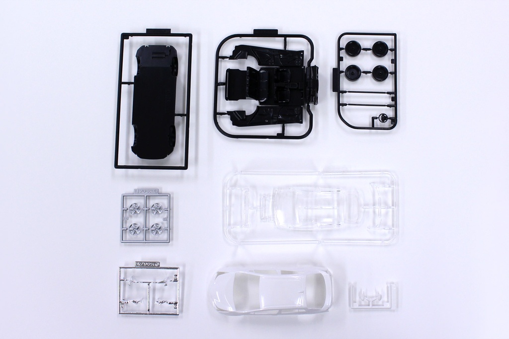 1/32 TOYOTA PRIUS (Super white II)