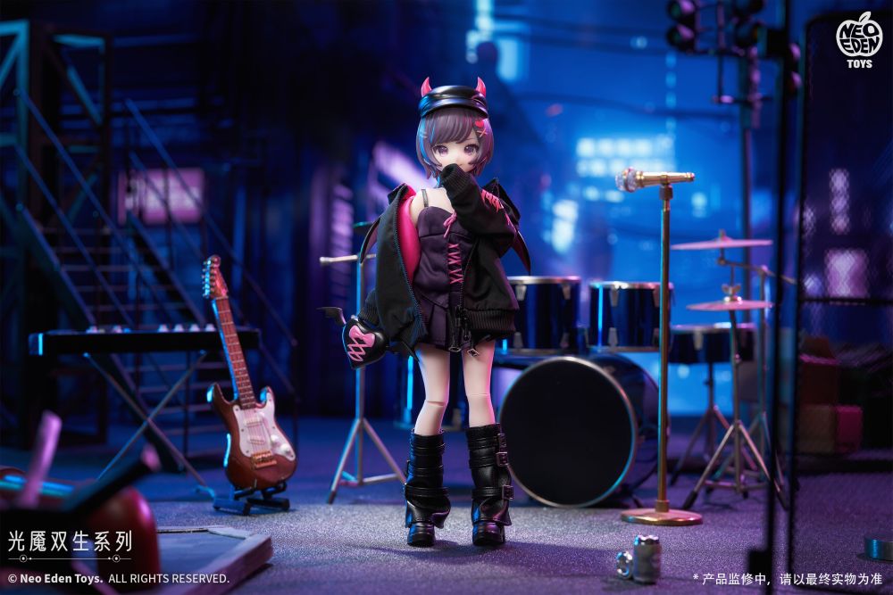 NEO EDEN TOYS THE TWINS OF LIGHT AND DARKNESS SERIES TRADING DOLL
