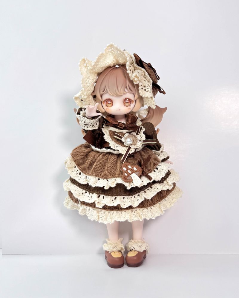 SWEET EMILYA BROKEN STAR TRAJECTORY VINTAGE TREASURES TRADING DOLL
