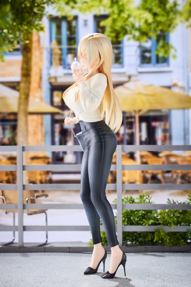 Aoi Koigakubo Illustrated by Fujiko Deluxe Edition