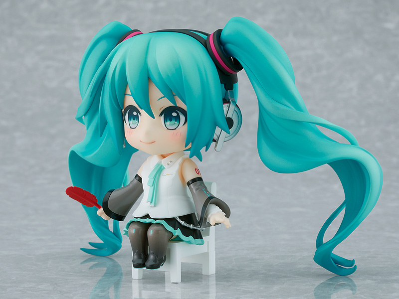 Nendoroid Swacchao! Hatsune Miku NT: Akai Hane - Akai Hane Central Community Chest of Japan Campaign Ver.