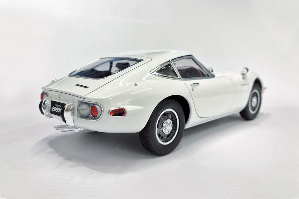 1/24 TOYOTA MF10 2000GT '69 | Ultra Tokyo Connection