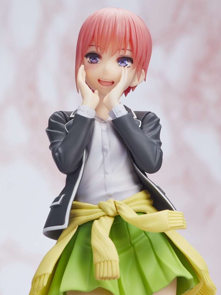 The Quintessential Quintuplets Coreful Figure Nakano Ichika ~Uniform ver~ Prize Figure
