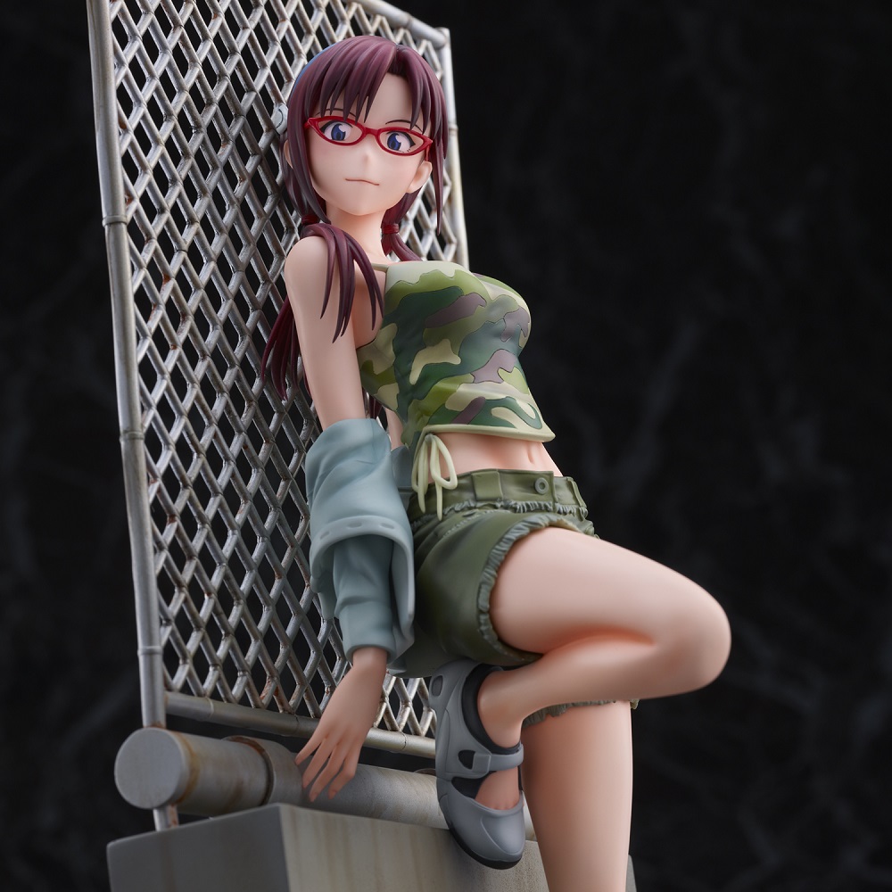 Rebuild of Evangelion Mari Makinami Illustrious Complete Figure