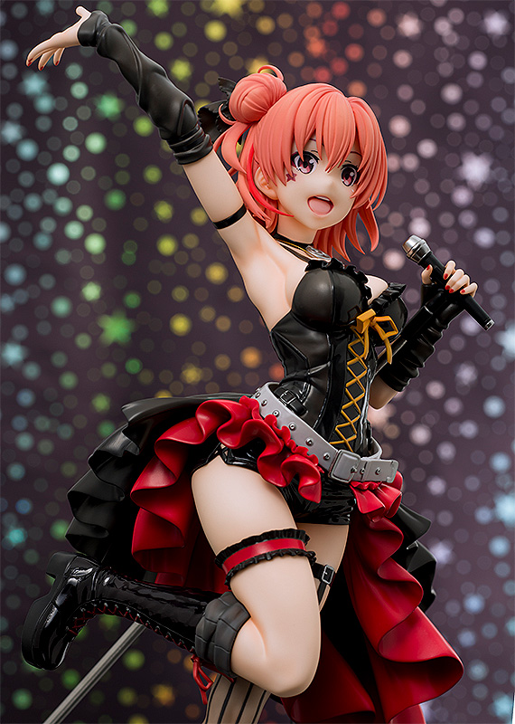 Yui Yuigahama: Rock Ver.