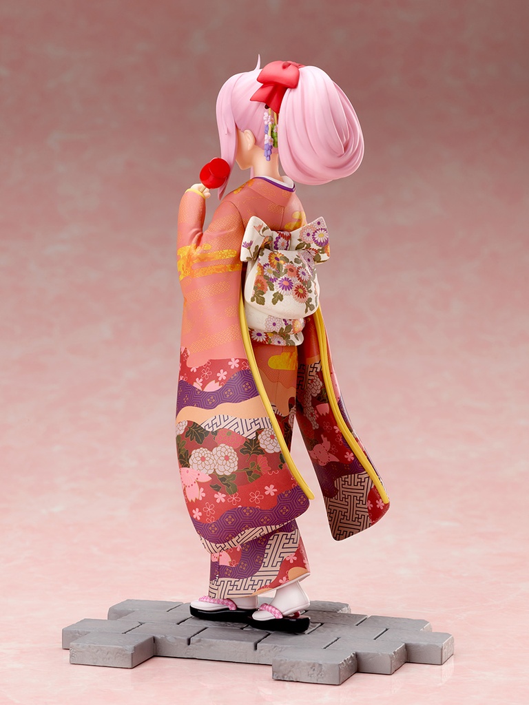 Yuru Camp Nadeshiko Kagamihara Furisode ver. 1/7 Scale Figure