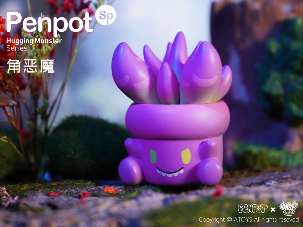 IATOYS PENPOT HUGGING MONSTER SERIES