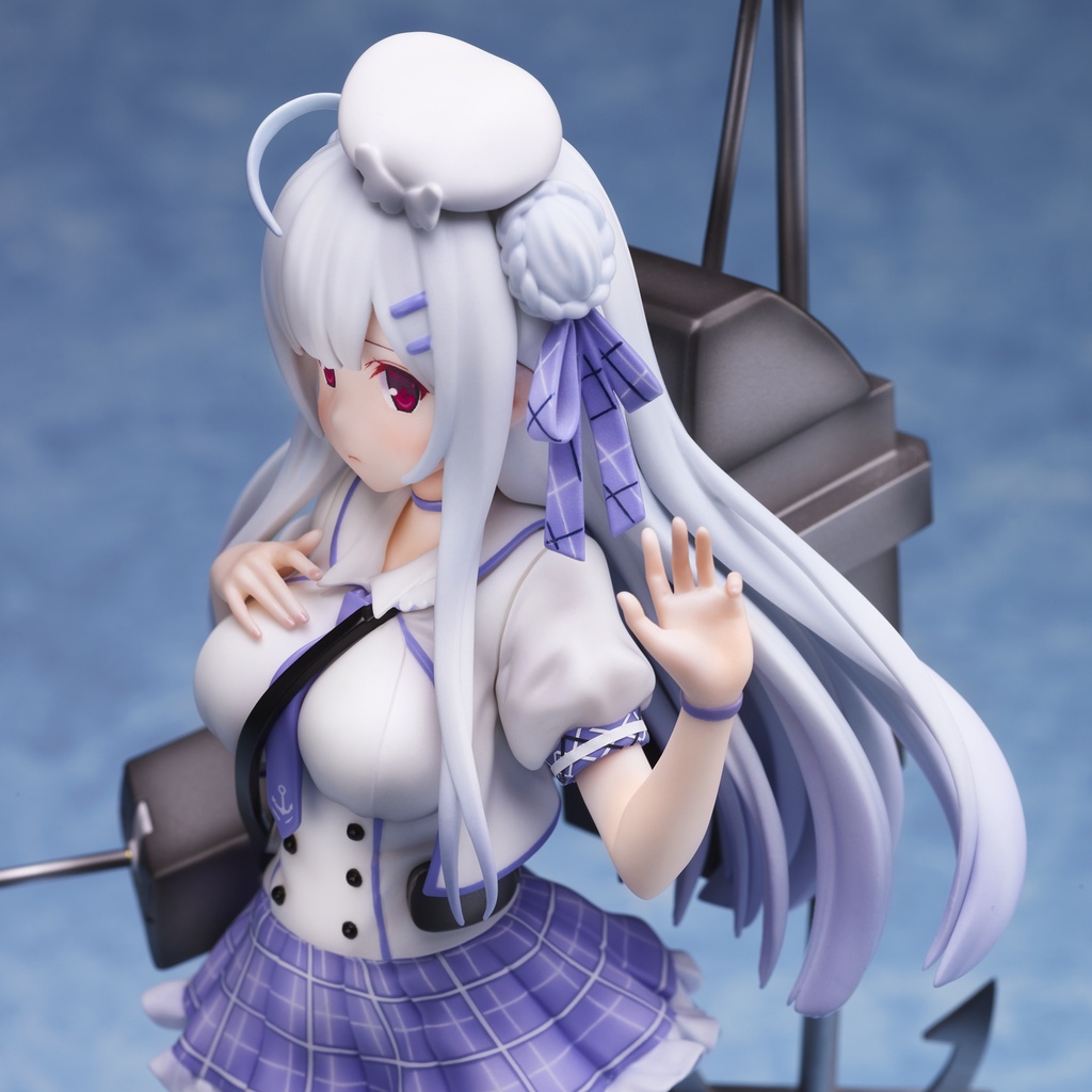 Azur Lane Cygnet Complete Figure