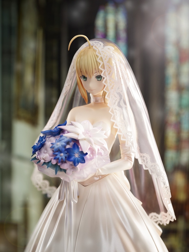 Fate/stay night - 1/7 Scale Figure Saber 10th Anniversary ～ Royal Dress Version