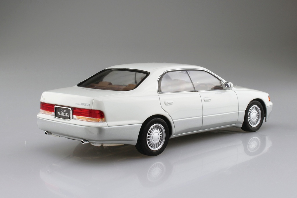 1/24 TOYOTA UZS141 CROWN MAJESTA C-TYPE '91