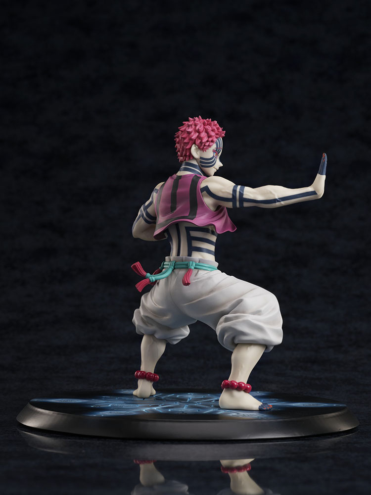 Demon Slayer: Kimetsu no Yaiba Akaza Destructive Death: Compass Needle 1/8 Scale Figure