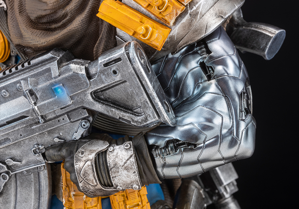 MK363_MARVEL UNIVERSE_CABLE FINE ART STATUE SIGNATURE SERIES -FEATURING THE KUCHAREK BROTHERS-