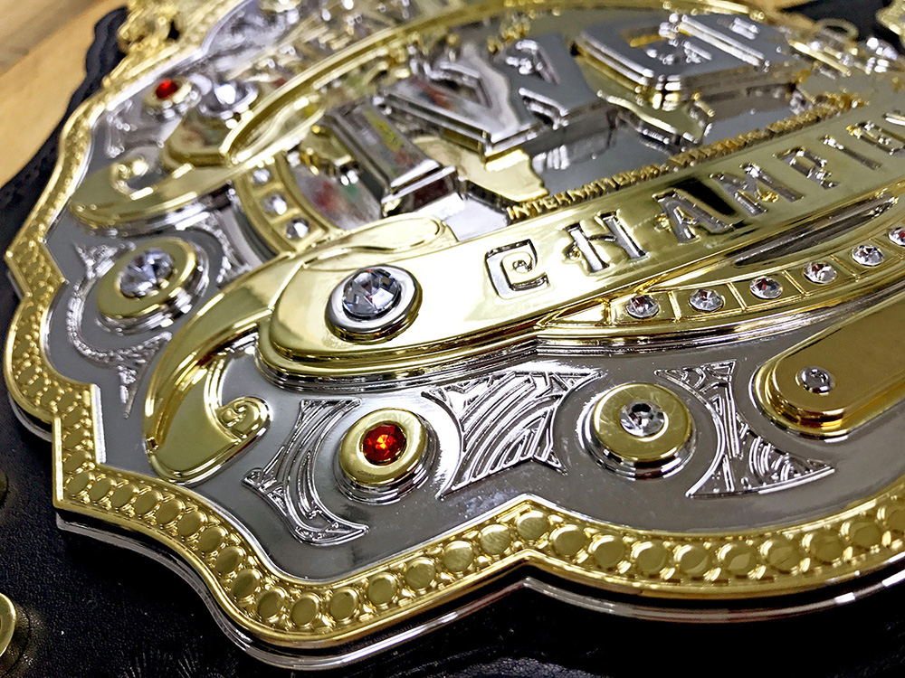 NEW JAPAN PRO-WRESTLING 4th Generation IWGP Heavyweight Championship Replica Belt 50th Anniversary Model (Standard Edition)