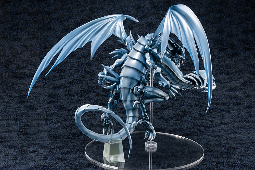 Yu-Gi-Oh! BLUE-EYES ULTIMATE DRAGON