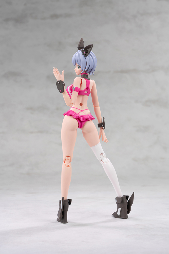 BLACK CRYSTAL CANDY PROJECT "BEACH OPERATION" YUNA 1:12 SCALE ACTION FIGURE