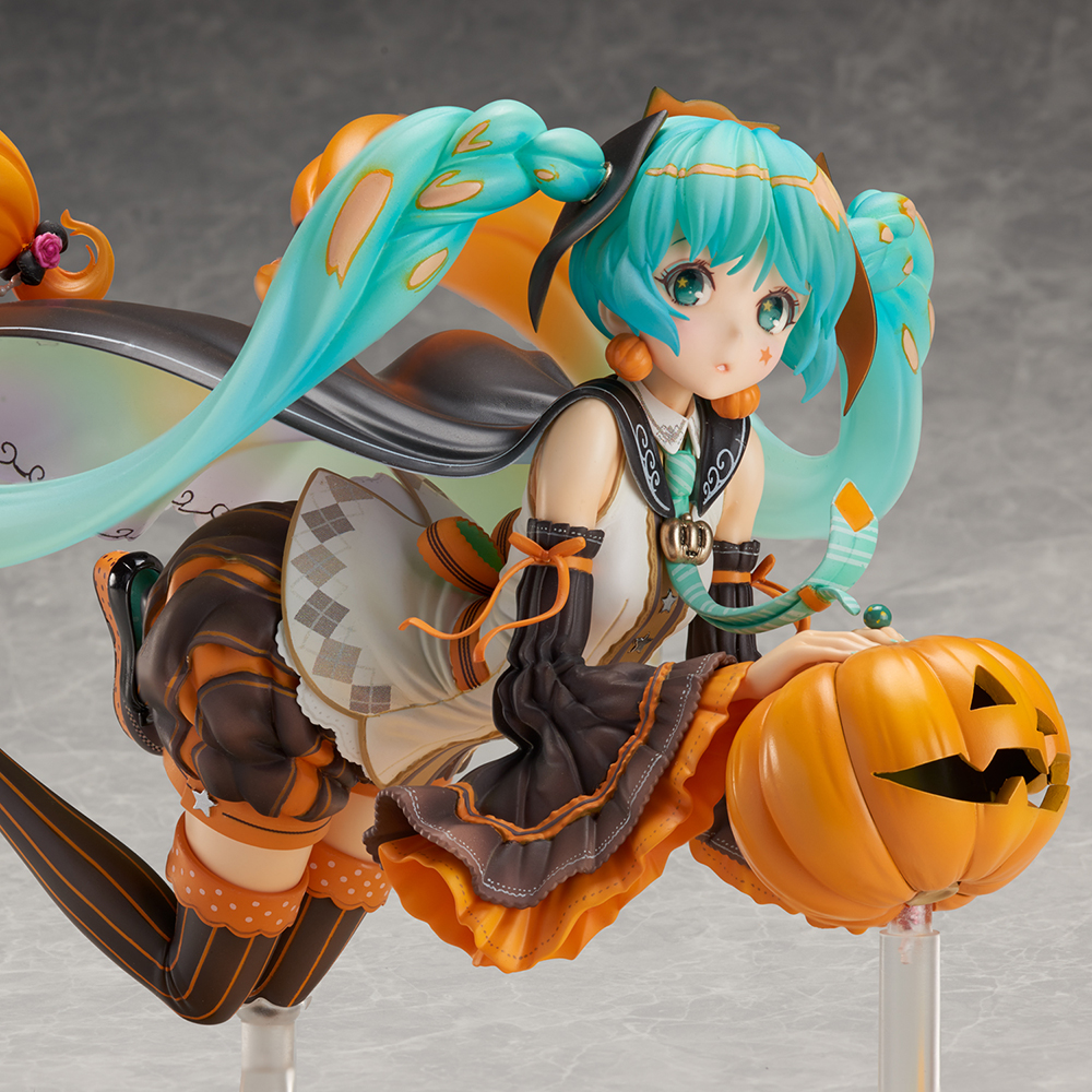 Hatsune Miku "TRICK or MIKU" illustration by Hidari Complete Figure