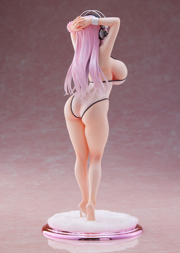 Super Sonico Super Sonico White Swimwear Style