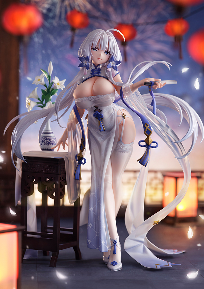 Azur Lane Illustrious Maiden Lily's Radiance Ver. 1/7 Complete Figure