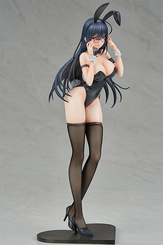 Black Bunny Aoi and White Bunny Natsume 2 Figure Set