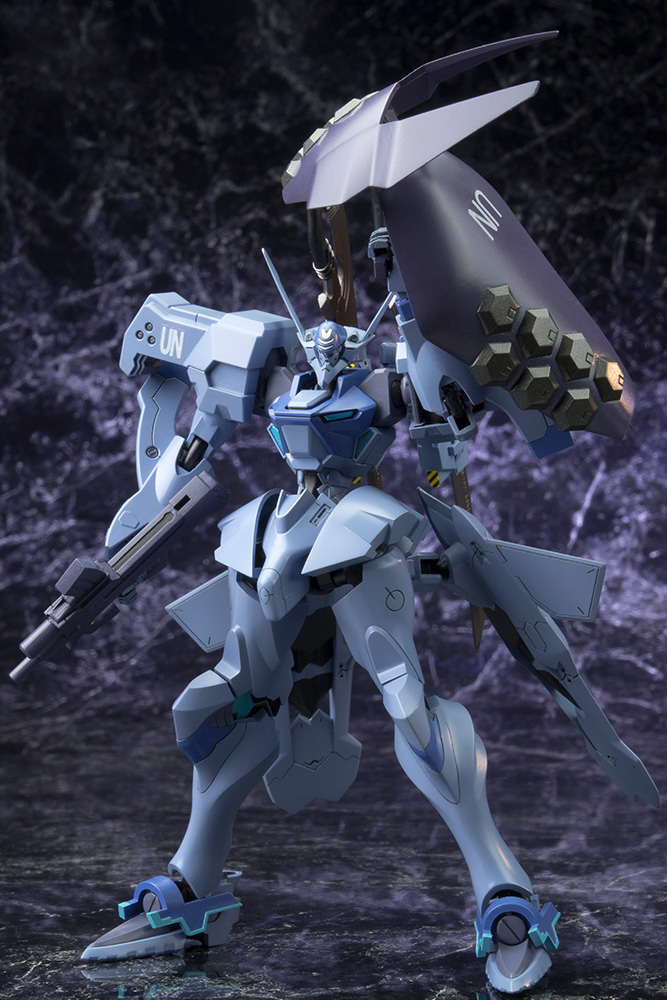 1/144 SHIRANUI ISUMI VALKYRIES