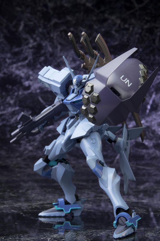 1/144 SHIRANUI ISUMI VALKYRIES