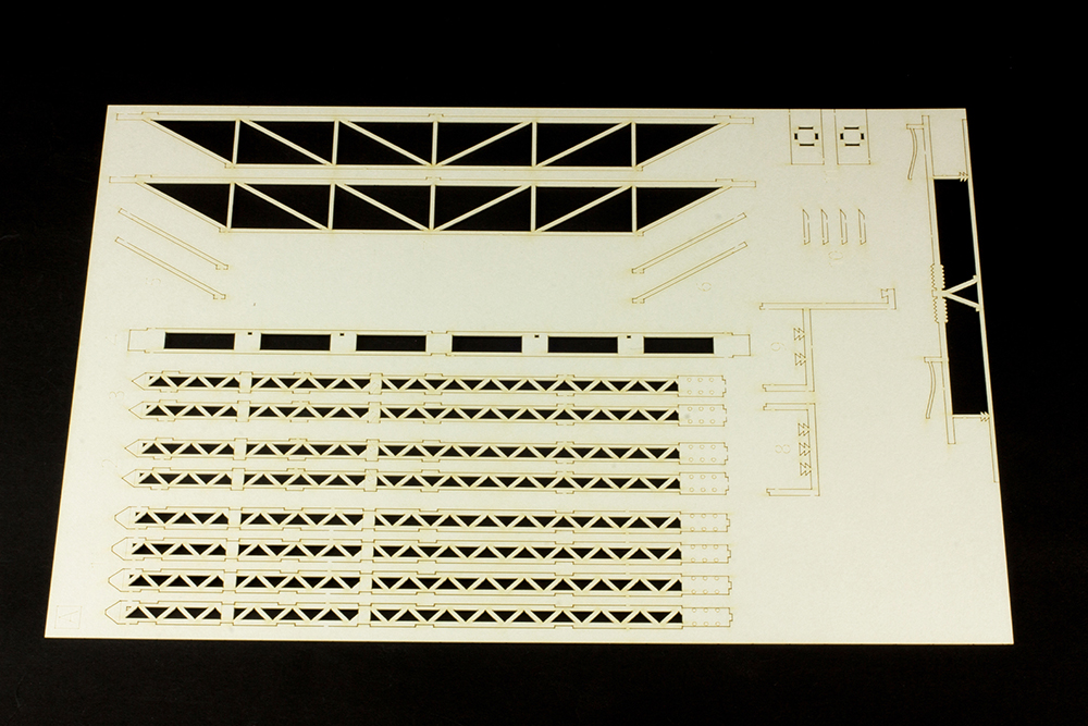 1/80 Scale Paper kit overhead wire pole (re-run)