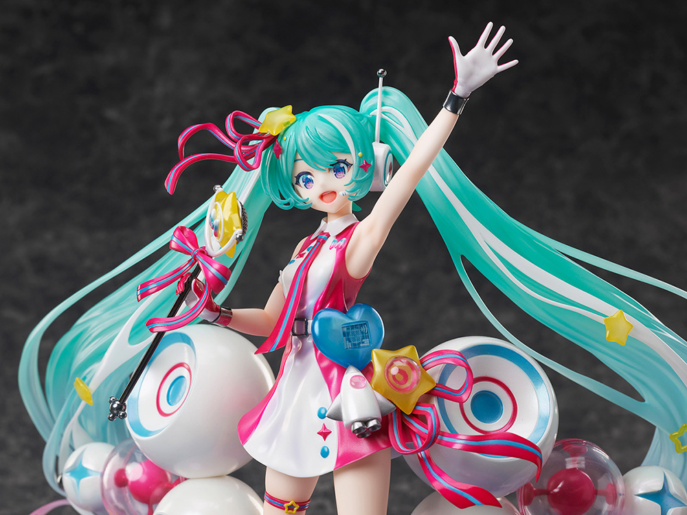 Hatsune Miku MAGICALMIRAI 10th Anniversary Ver. 1/7 Scale Figure