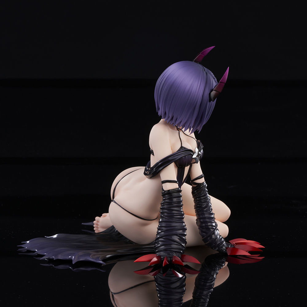 To Love-Ru Darkness Haruna Sairenji Darkness ver. LIMITED Complete Figure