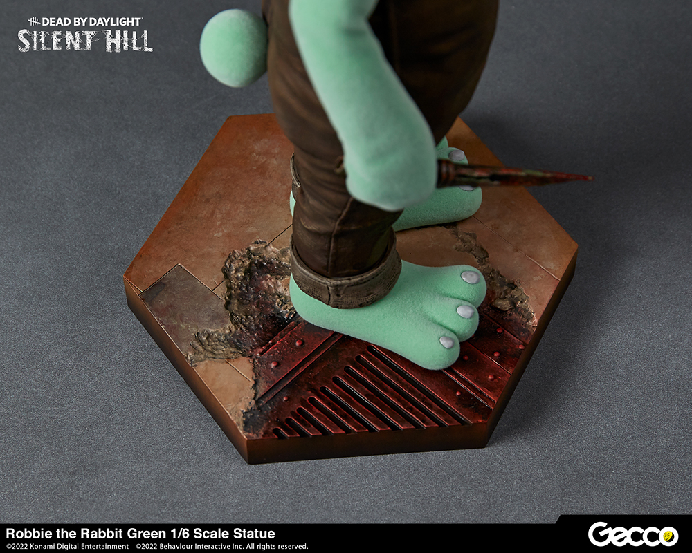 SILENT HILL x Dead by Daylight, Robbie the Rabbit Green 1/6 Scale Statue