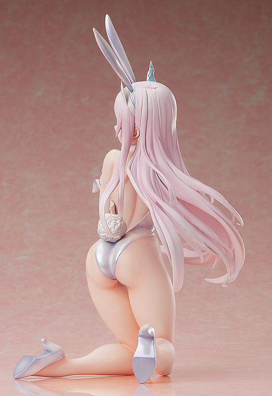 Yuuna Yunohana: Bare Leg Bunny Ver.