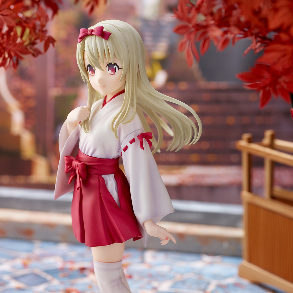 Prisma-Phantasm Illyasviel Von Einzbern Complete Figure