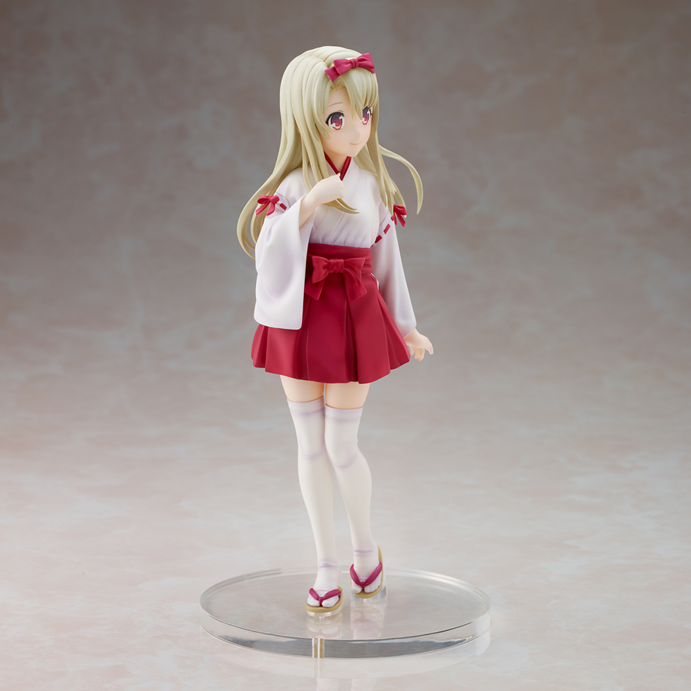 Prisma-Phantasm Illyasviel Von Einzbern Complete Figure