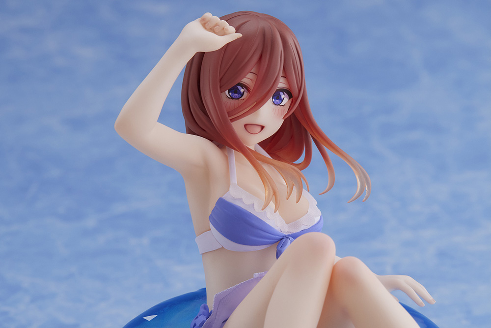 The Quintessential Quintuplets Aqua Float Girls Figure - Miku Nakano Prize Figure