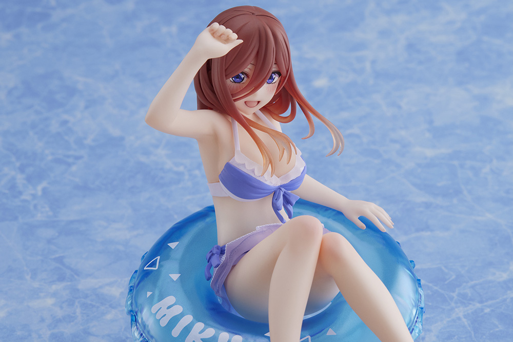 The Quintessential Quintuplets Aqua Float Girls Figure - Miku Nakano Prize Figure