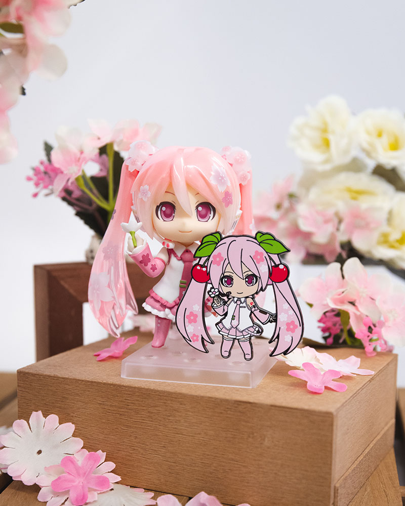 Nendoroid Pin Miku Version 2 (Sakura Miku)