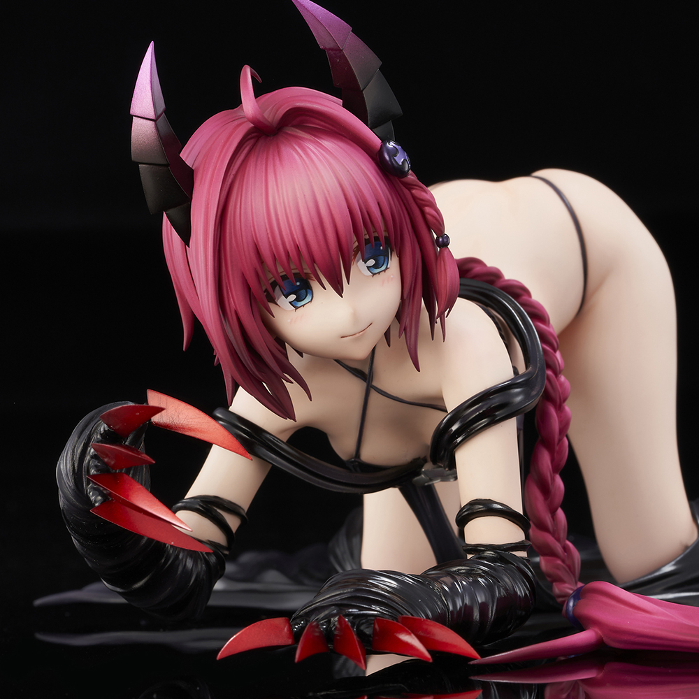 To Love-Ru Darkness Mea Kurosaki Darkness ver. 1/6 Complete Figure