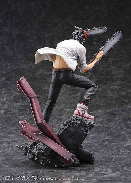 CHAINSAW MAN Figure Chainsaw Man