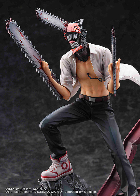 CHAINSAW MAN Figure Chainsaw Man