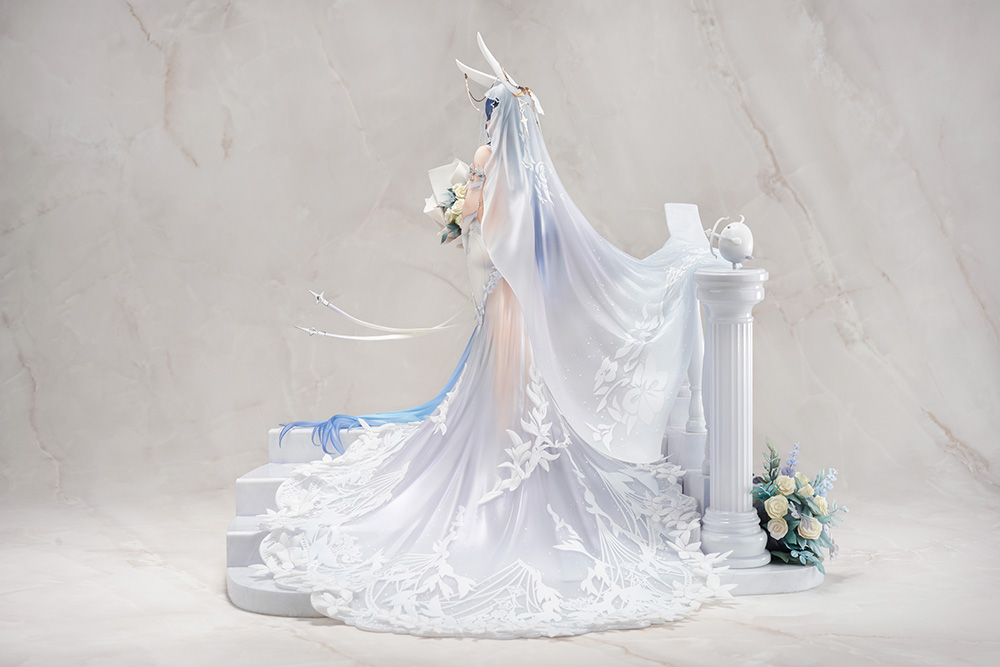 Azur Lane New Jersey Snow-White Ceremony Ver. 1/7 Complete Figure