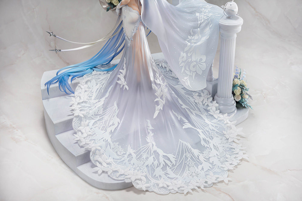 Azur Lane New Jersey Snow-White Ceremony Ver. 1/7 Complete Figure