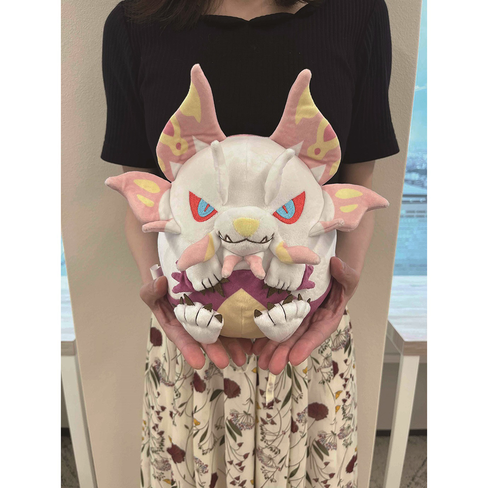 Monster Hunter Fluffy Eggshaped Plush Mizutsune