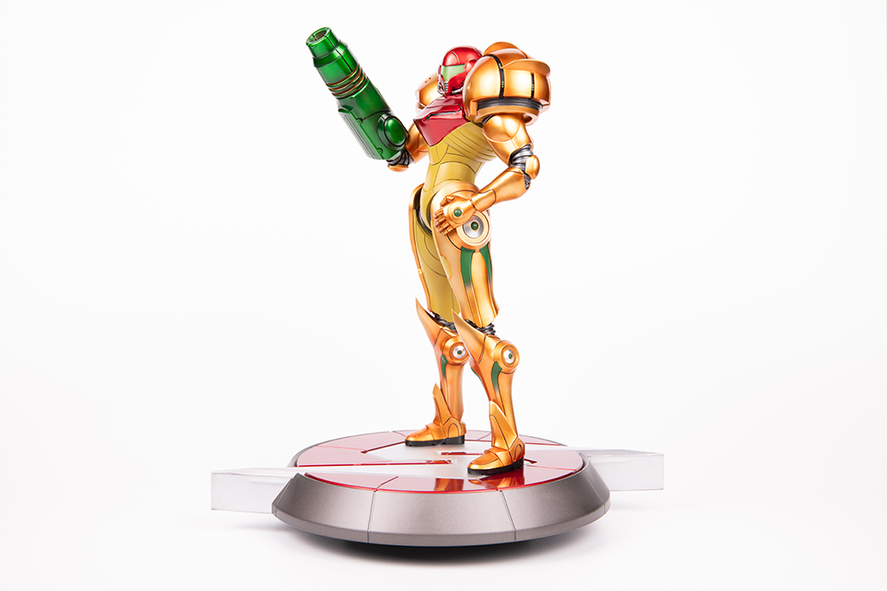 METROID PRIME™ - SAMUS VARIA SUIT PVC