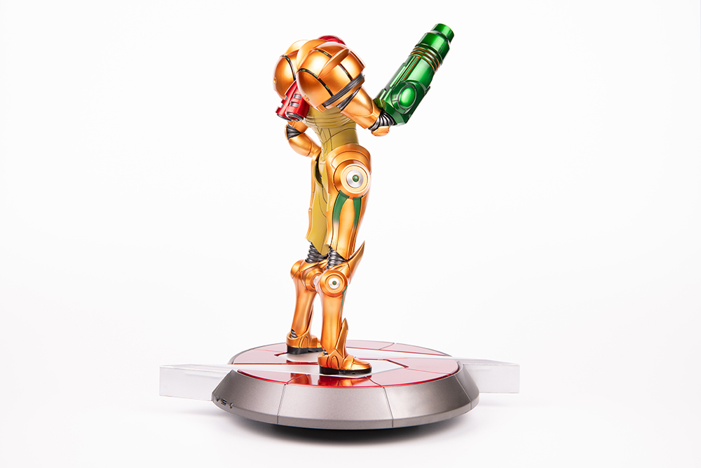 METROID PRIME™ - SAMUS VARIA SUIT PVC