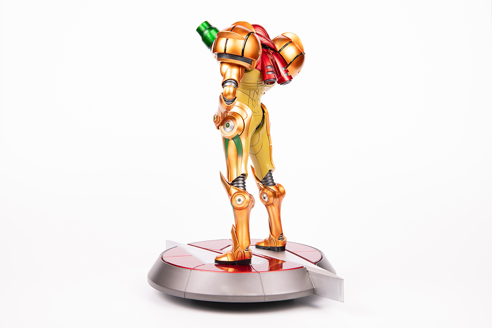 METROID PRIME™ - SAMUS VARIA SUIT PVC