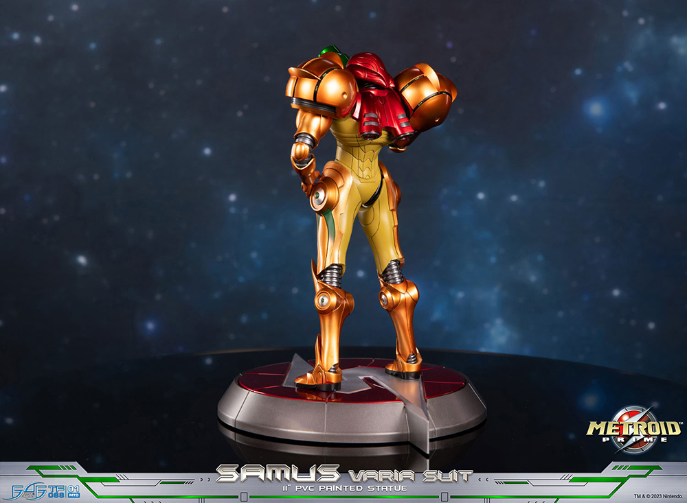 METROID PRIME™ - SAMUS VARIA SUIT PVC