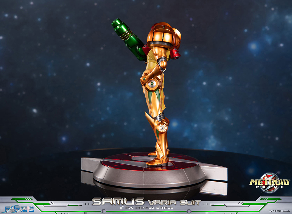 METROID PRIME™ - SAMUS VARIA SUIT PVC